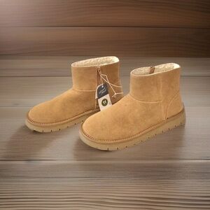 Universal Thread Tan/Caramel Suede Memory Foam Ankle Boots Women’s Size 11 NWT!